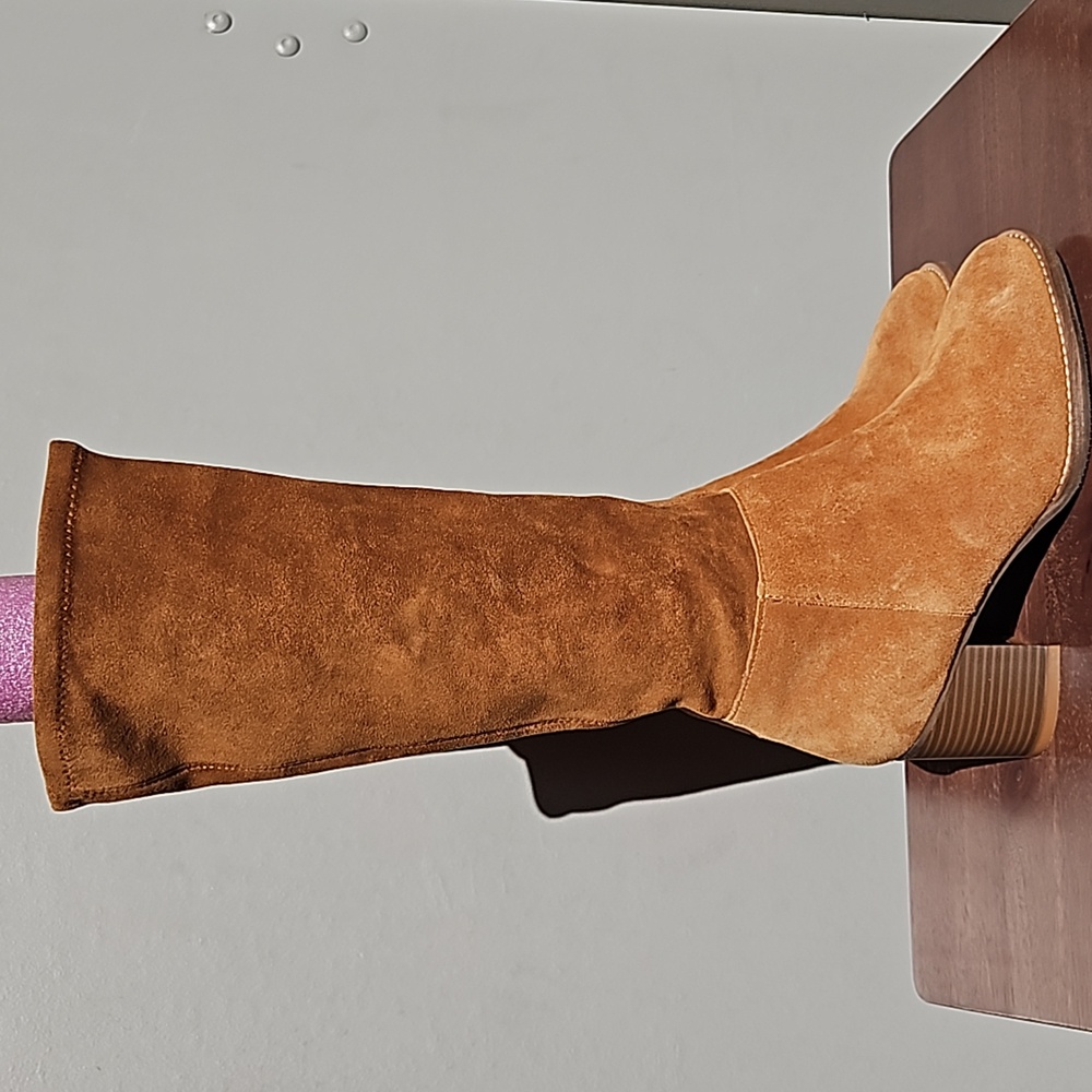 Blondo Waterproof Cow Suede Knee Length Blook Boots Heel 7.5